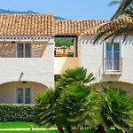 Costa Rey Wellness & Ξενοδοχείο 4*