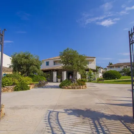 Costa Rey Wellness & קוסטה ריי