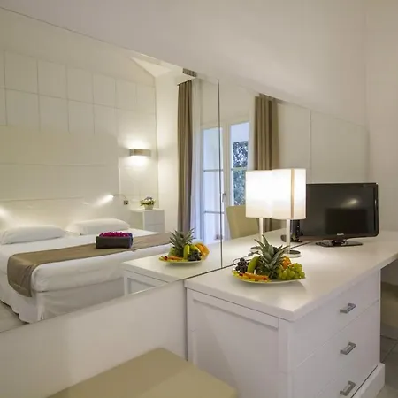 Costa Rey Wellness & Hotel 4*