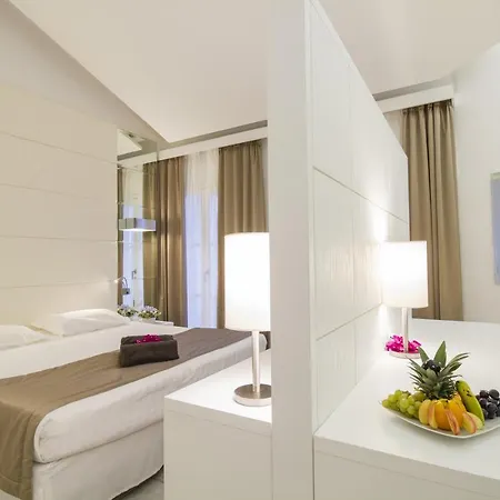 ホテル Costa Rey Wellness & 4*