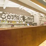 Costa Rey Wellness & Hotell