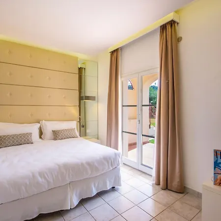 Costa Rey Wellness &